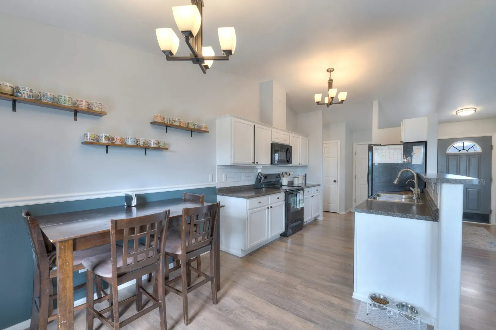 Spotless Ranch Style Home With Open Floor Plan Spotless Ranch Style Home With Open Floor Plan