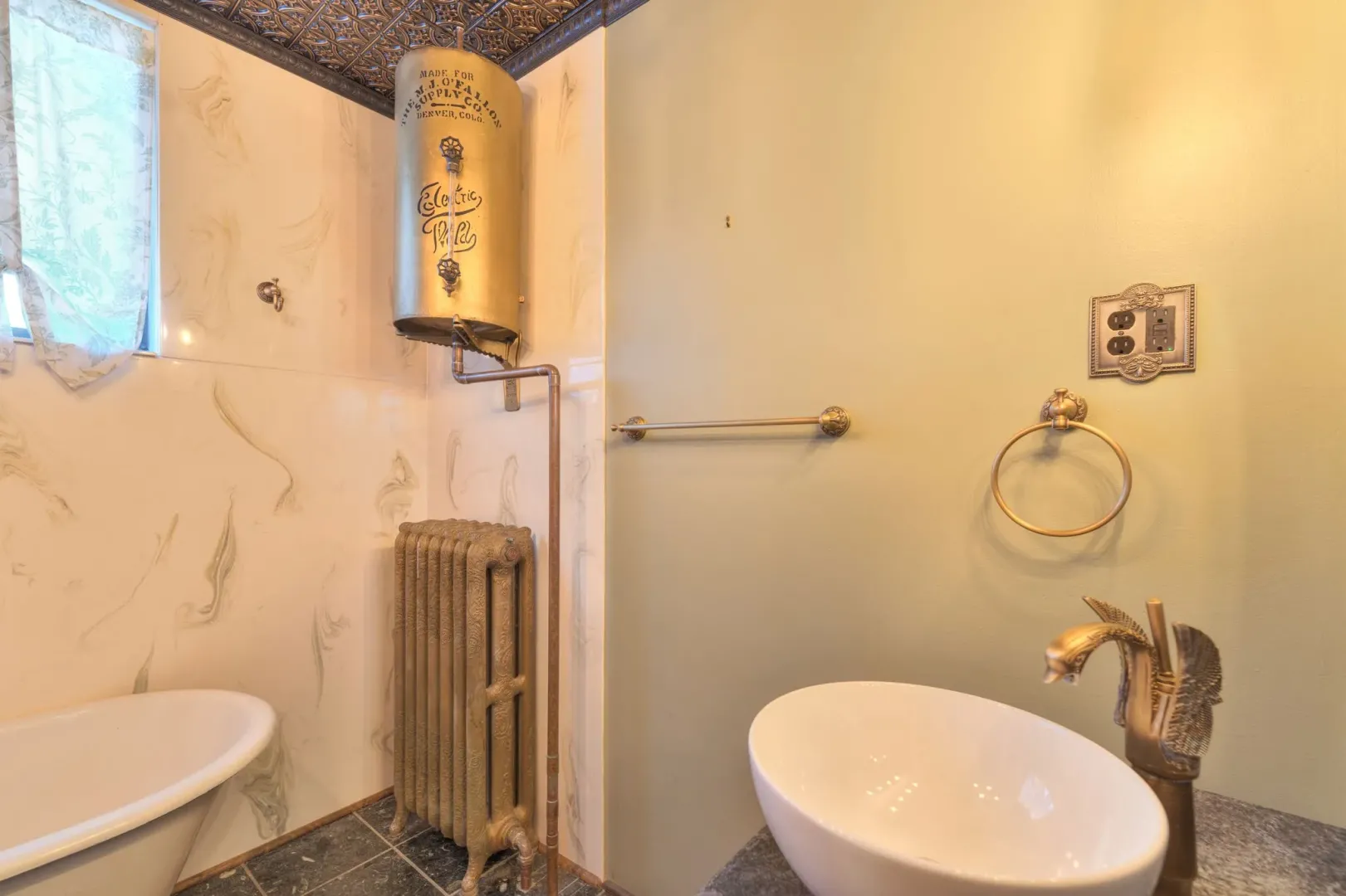 Classic, Queen Anne Era Home in the Heart of Canon City! Classic, Queen Anne Era Home in the Heart of Canon City!